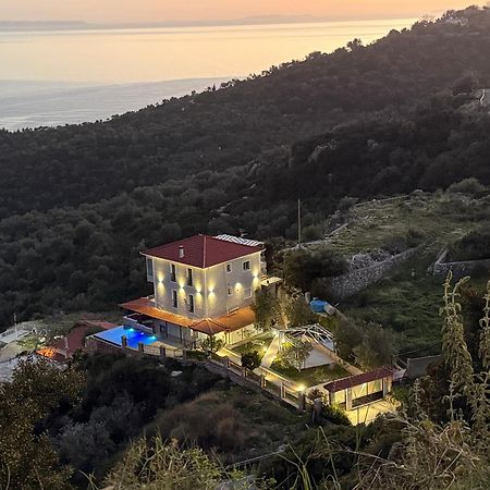 Vila Elezi Piqeras 보르쉬 외부 사진
